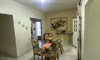 Imagem 4: Casa para venda tem 200 metros quadrados com 4 quartos