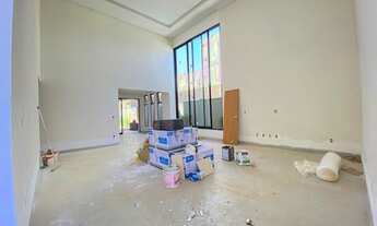 Imagem 3: Casa de condomínio sobrado para venda possui 230 metros quadrados com 4 quartos