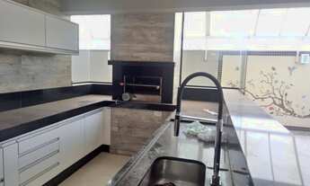 Imagem 2: Casa de condomínio para venda possui 185 metros quadrados com 3 quartos