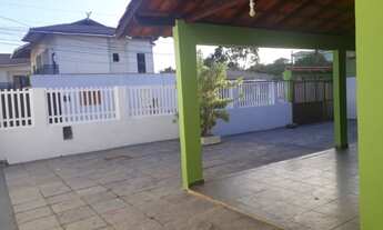 Imagem 6: Casa para venda possui 220 metros quadrados com 3 quartos em Jardim Mariléa - Rio das Ostr