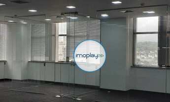 Imagem 7: Conjunto comercial com 188m² piso elevado com carpete, 05 banheiros e 04 vagas de garagem