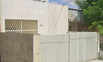 Imagem 2: Casa a venda no Parque Araxá