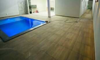 Imagem 2: Alugo casa com piscina!?