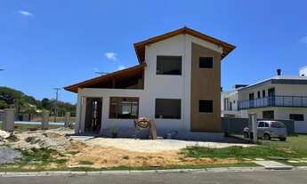 Imagem 1: Sobrado para venda com 213 metros quadrados com 5 quartos