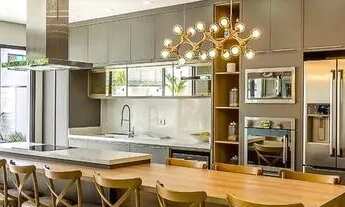 Imagem 3: Sobrado a venda tem 379 metros quadrados com 5 quartos - Jd. Colonial - Atibaia - SP