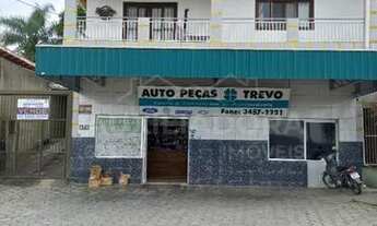 Imagem 1: Sobrado com sala comercial no centro