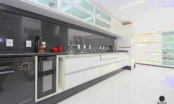 Imagem 7: PORTO ALEGRE - Casa Padrão - Partenon