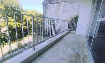 Imagem 5: Localização imponente, ao redor do verde. Em ponto valorizado e familiar