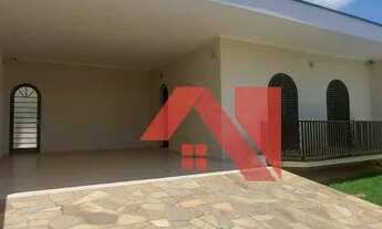 Imagem: Casa com 3 dormitórios para alugar, 225