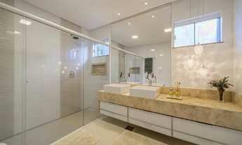 Imagem 2: Casa para venda possui 280 metros quadrados com 3 quartos em Alto de Pinheiros - São Paulo