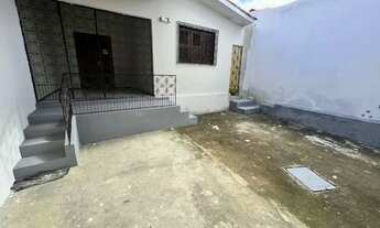 Imagem 2: Casa com 3 dormitórios para alugar, 70 m² por R$ 1.200,00/mês - Antônio Bezerra - Fortalez