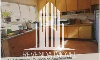 Imagem 2: Sobrado com prédio comercial na parte inferior à venda, em Pitiruba