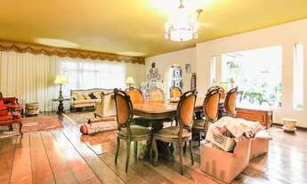 Imagem 3: Casa Aconchegante em Rua Tranquila e Arborizada