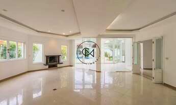 Imagem 6: Sobrado em condomínio à venda e para locação, com 5 quartos, sendo 4 suítes