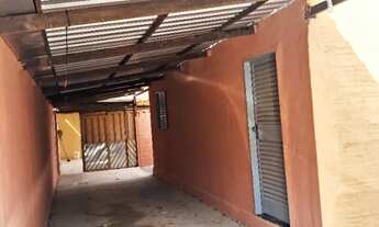 Imagem 2: Casa 2Q + Barracão 1Q Setor oeste - Uruaçu