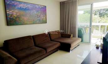 Imagem 2: Amplo apartamento com vista para área verde em Jurerê Internacional