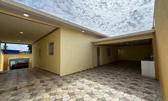 Imagem: Casa Térrea no Ajuricaba, com 3 Qts sendo