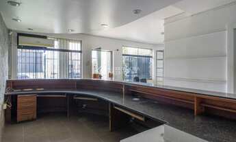 Imagem 2: Prédio desocupado