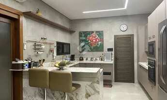 Imagem 7: Alto Padrão com Elevador Florais dos Lagos com 534m² em Ribeirão do Lipa - Cuiabá - MT