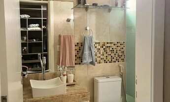 Imagem 2: Casa de Condomínio com 3 Quartos e 5 banheiros à Venda, 173 m²