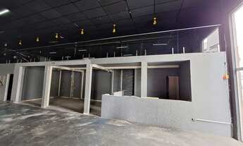 Imagem 6: Galpão 290m pe direito alto 2 banheiros para locação em Barueri