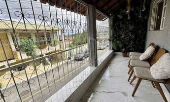 Imagem 2: Grande Oportunidade! Casa de 2 Pavimentos com 4 Quartos e 2 Vagas, Santo Antônio, Vitória