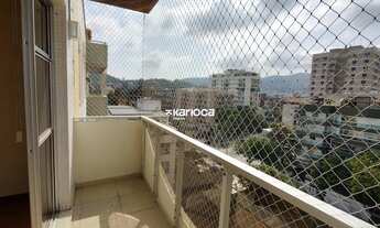 Imagem 4: Cobertura duplex, 180 m², três quartos sendo uma suíte, duas vagas e bem localizada