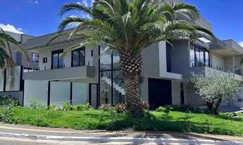 Imagem 6: SOBRADO À VENDA NO JARDINS LISBOA LOTE DE ESQUINA, EM FRENTE À MATA