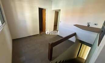 Imagem 7: Prédio disponível para venda e locação no bairro Nossa Senhora Aparecida em Uberlândia-MG