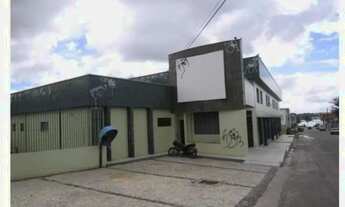 Imagem: Predio comercial na Av Osorio de Paiva parangaba