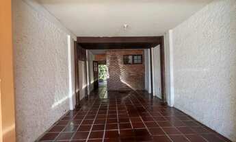 Imagem 3: Casa para Venda em Cabo Frio, Praia do Foguete, 6 dormitórios, 1 suíte, 3 banheiros, 2 vag