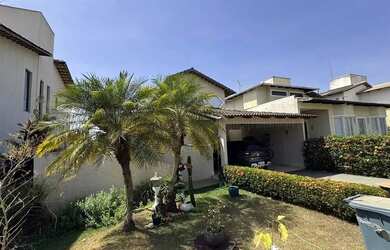 Imagem 2: Casa térrea com aquecimento solar na piscina, banheiros e luminárias