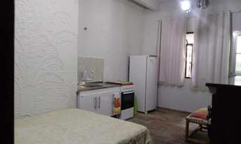 Imagem 5: Kitnet mobiliada com mini cozinha e banheiro na Praia de Jacaraípe