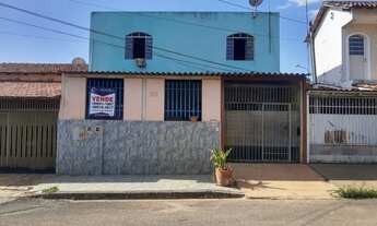 Imagem: C Oliveira vende sobrado no Gama DF