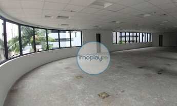 Imagem 2: Conjunto pronto para ocupação de 223 m² com banheiro e copa