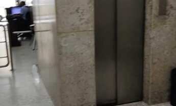 Imagem 7: Duas salas em condomínio comercial, uma totalmente mobiliada