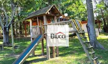 Imagem 4: Terreno 701m² com excelente topografia em condomínio