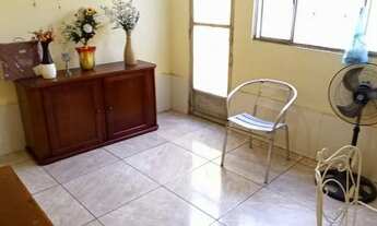 Imagem 6: Casa Duplex dividida em 2 aptos Salas 5 Quartos 4 Garagens Quintal Bras De Pina