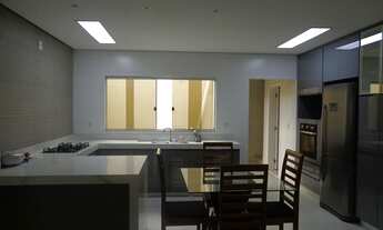 Imagem 2: Casa para venda com 200 metros quadrados com 3 quartos em Tropical - Contagem - MG