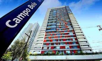 Imagem: Studio Moderno na porta do metrô Campo