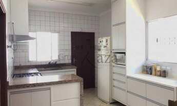 Imagem 4: Casa para venda tem 150 metros quadrados com 3 quartos