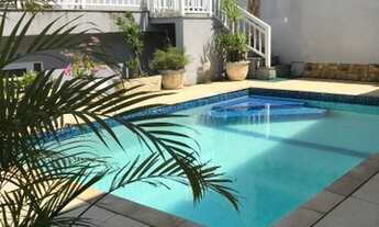 Imagem: Casa 4 quartos, sendo 2 suítes. Com piscina