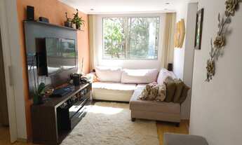 Imagem 2: Apartamento 3 dormitórios, sala ampla para 2 ambientes, cozinha com armários, todo em piso