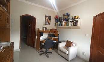 Imagem 5: Sobrado com 3 dormitórios à venda, 304 m² por R$ 700.000,00 - Jardim Petrópolis - Cuiabá/M