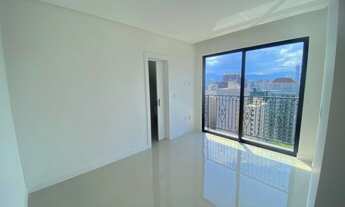 Imagem 6: RECÉM ENTREGUE NA QUADRA DO MAR EM MEIA PRAIA