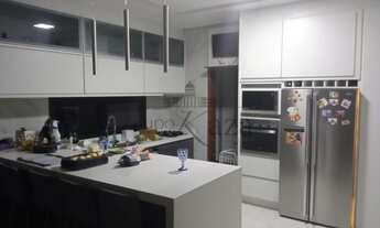 Imagem 6: Casa 04 Suítes - Condomínio Jaguary - Urbanova - 4 suítes - 300 m²