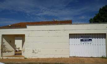 Imagem 3: Casa com 3 quarto(s) no bairro Cidade Alta em Cuiabá - MT