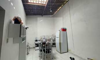 Imagem 5: Casa a venda no bairro 13 de Maio