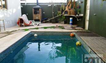 Imagem 3: LIndo sobrado em condomínio fechado com segurança 24 horas