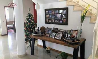 Imagem 6: Casa iluminada e arejada, com uma area gourmet muitoooo boa